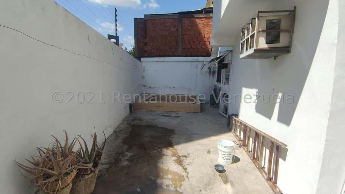 View 23