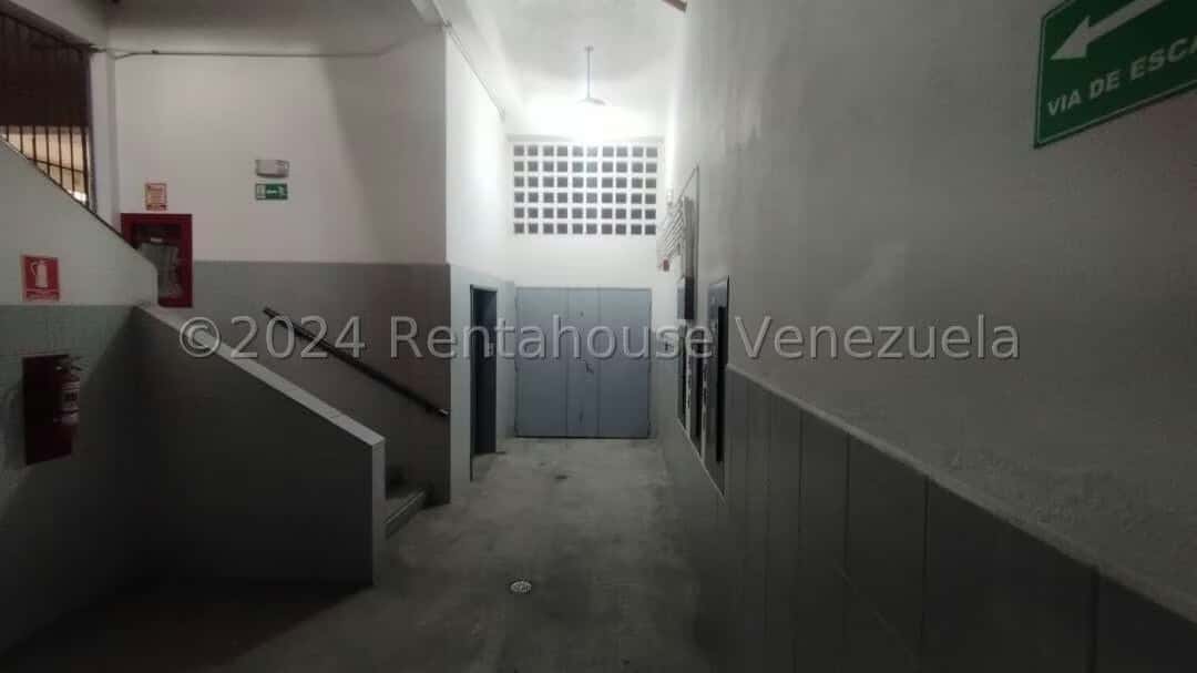 View 25