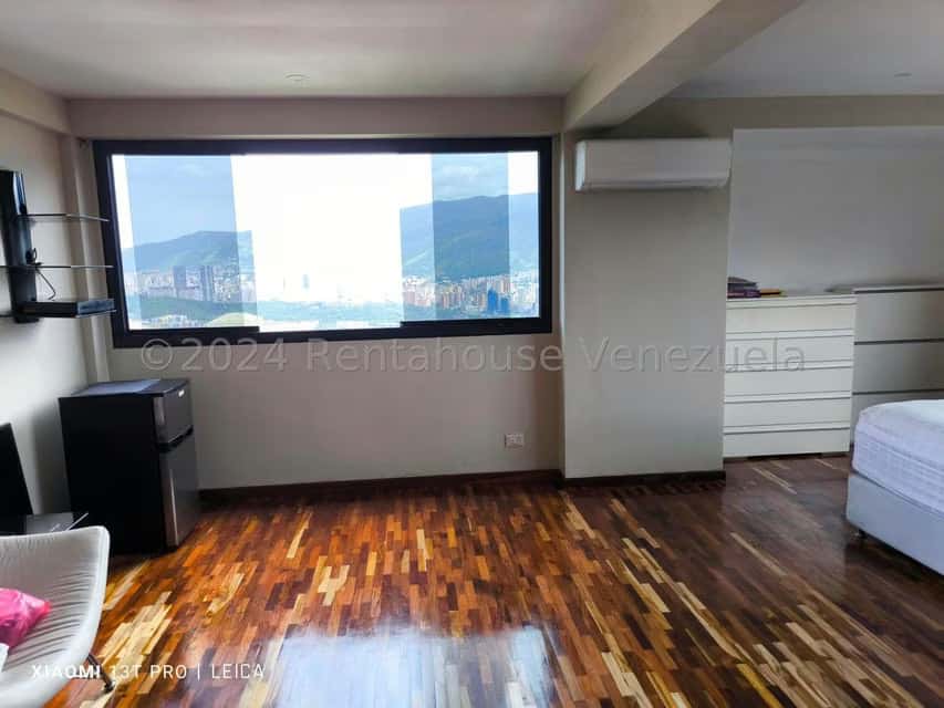 View 10