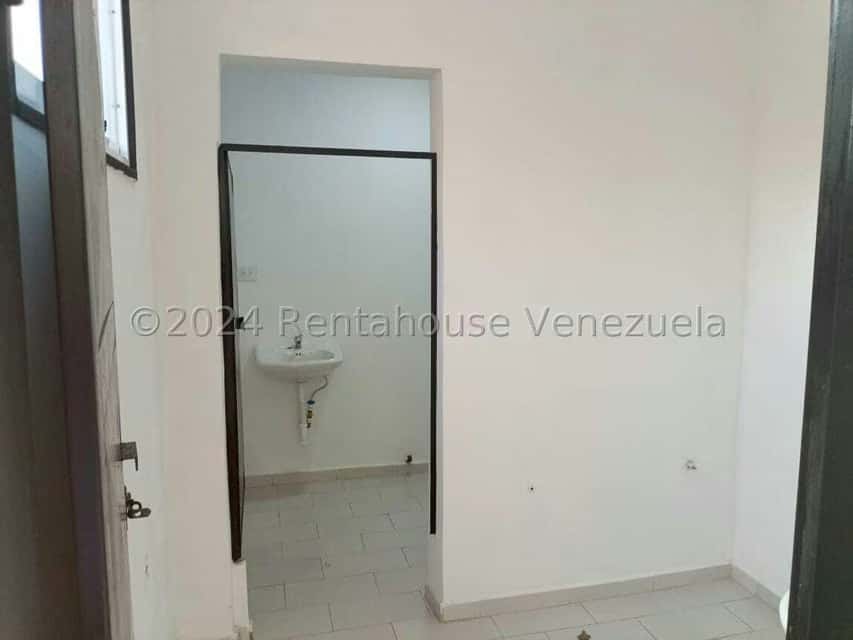 View 24