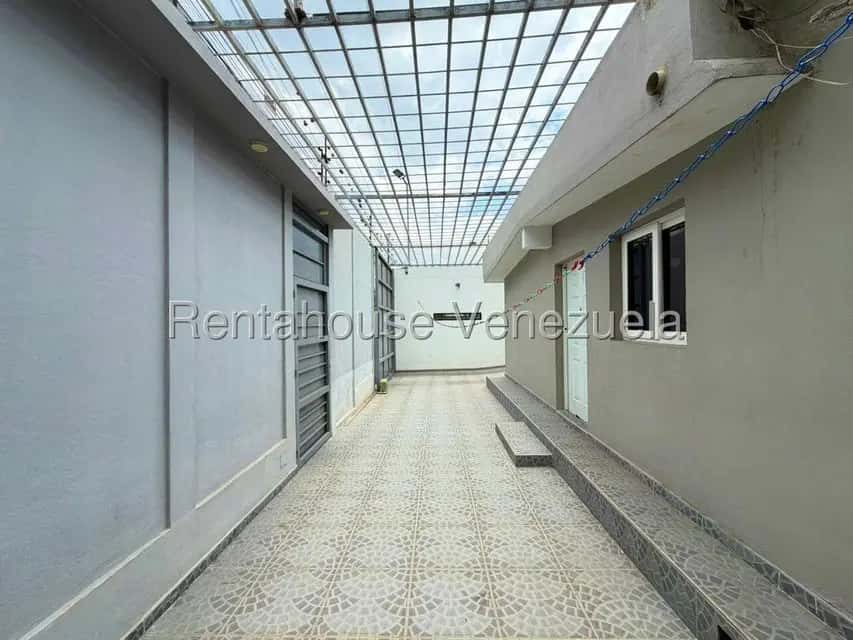 View 25