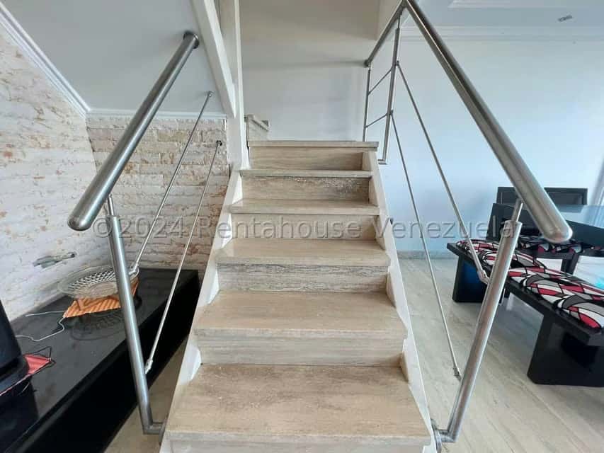 View 25