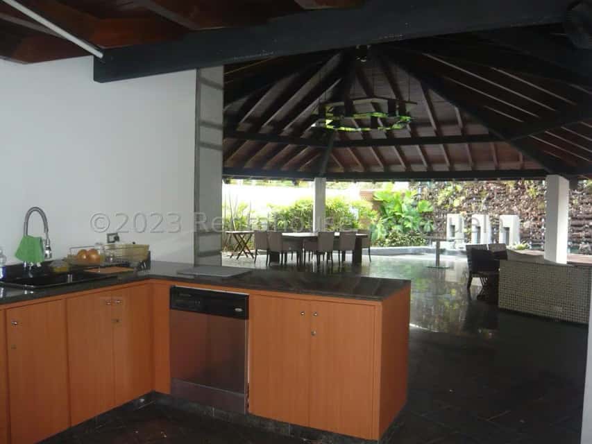 View 10