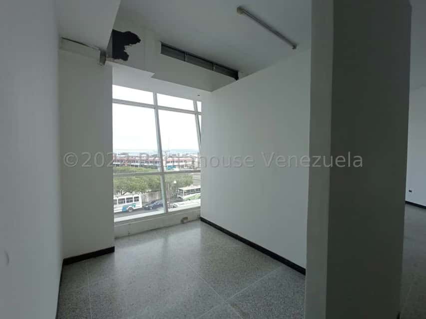 View 16