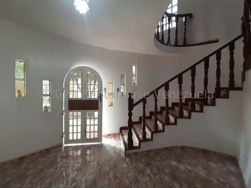 View 3