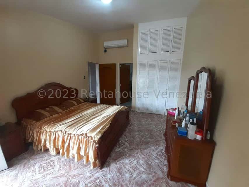 View 25