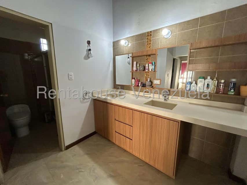 View 25