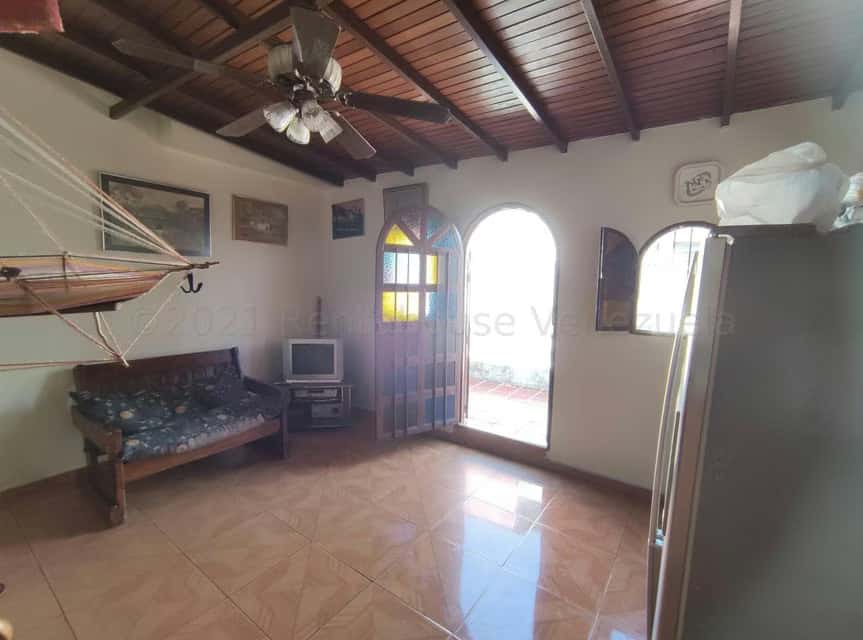 View 25