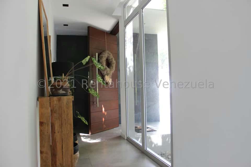 View 10