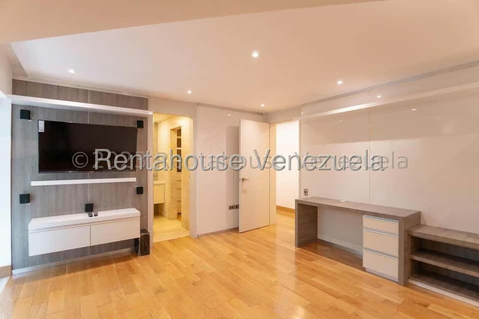 View 24