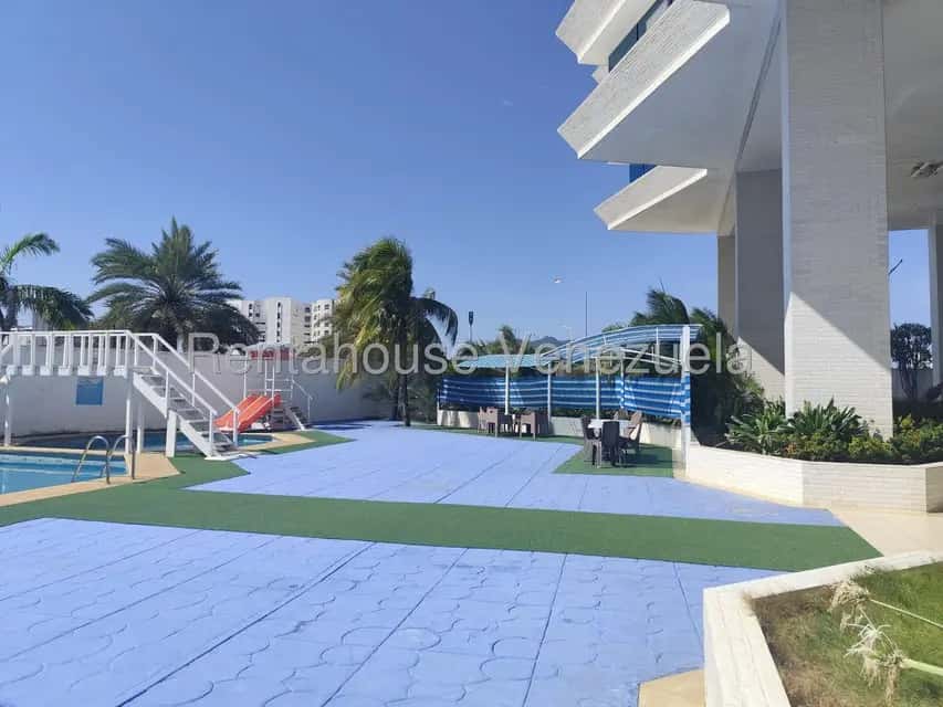 View 24