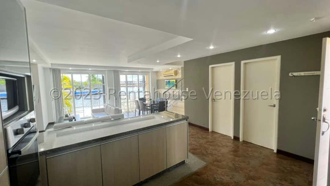 View 22