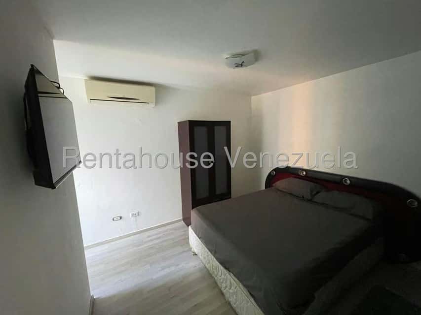 View 25