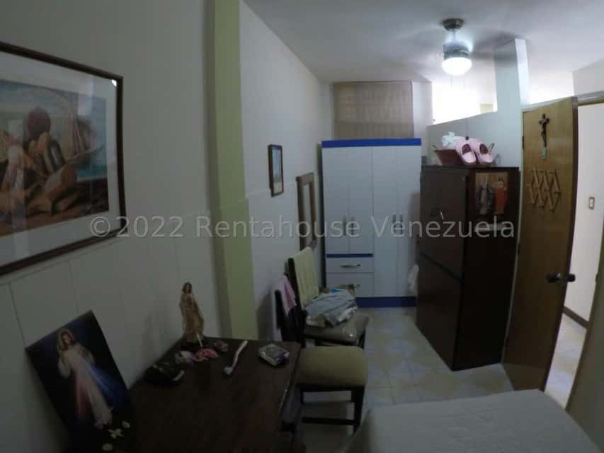 View 32
