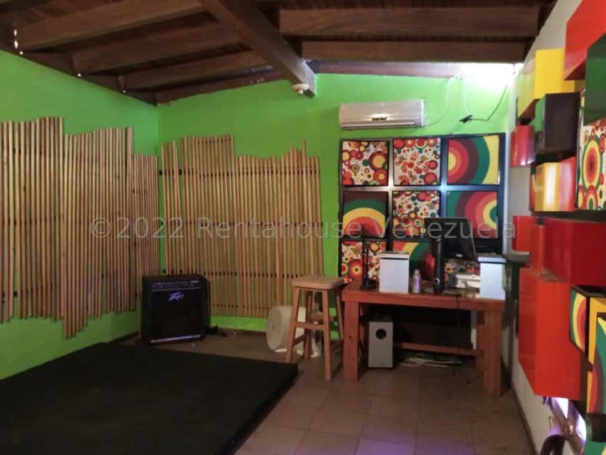View 24