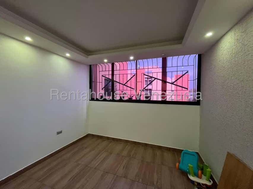 View 24