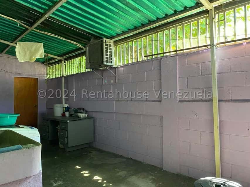 View 24