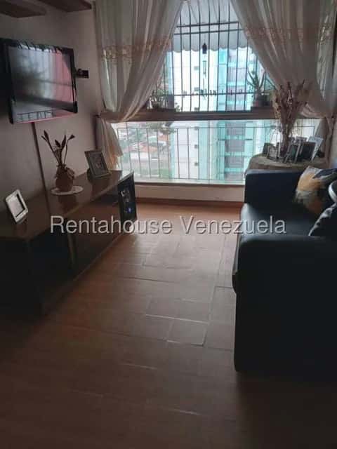 View 16