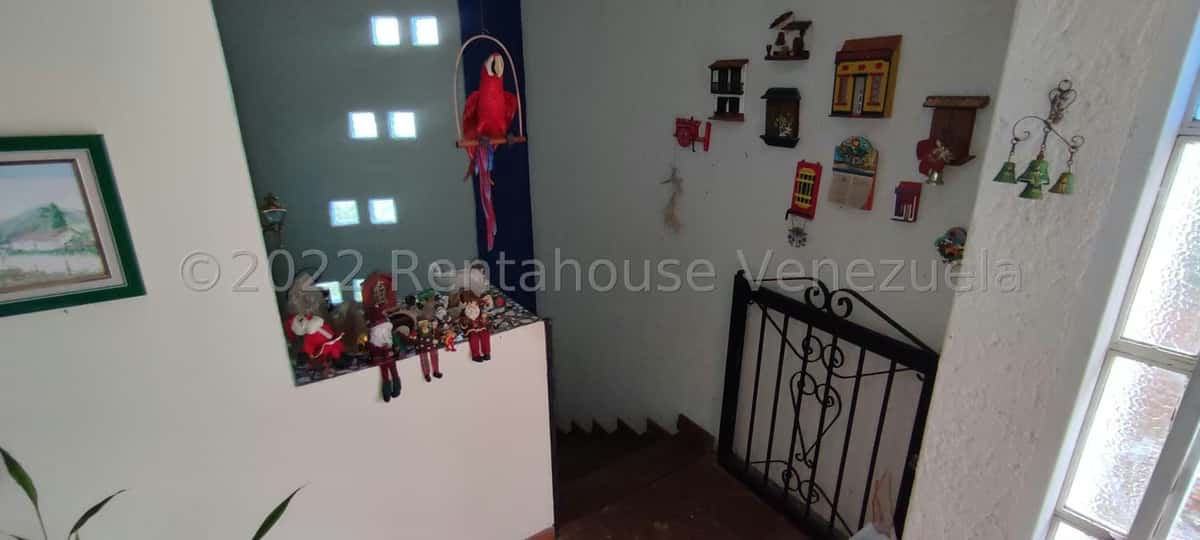 View 32