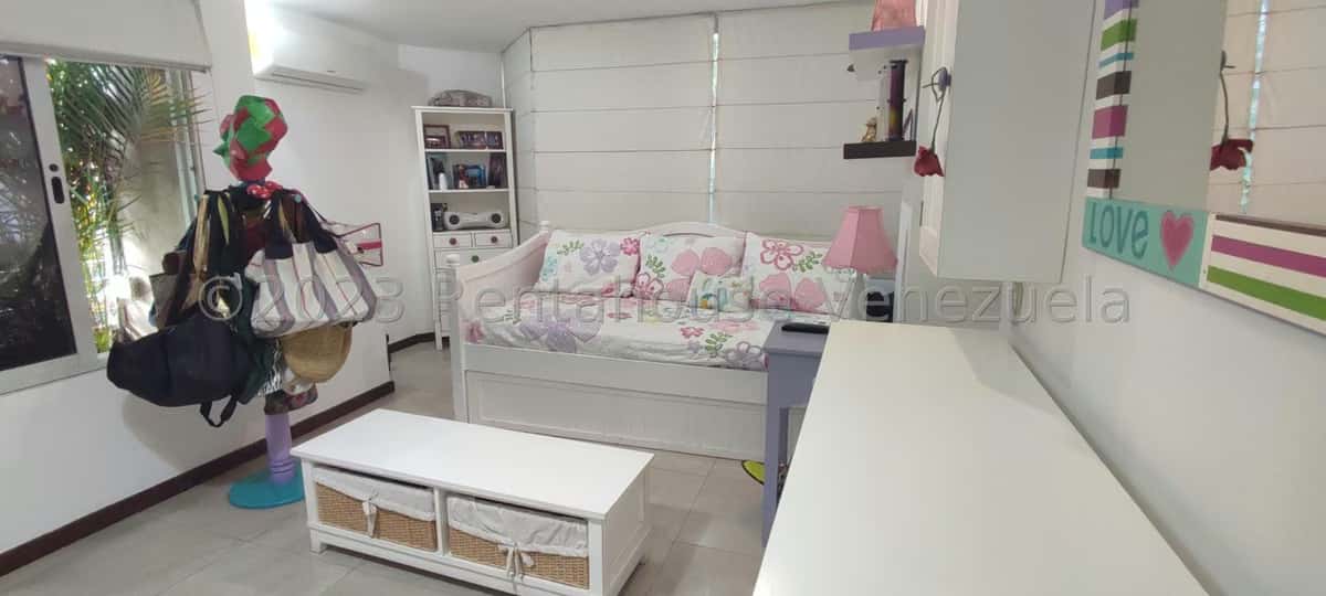 View 33