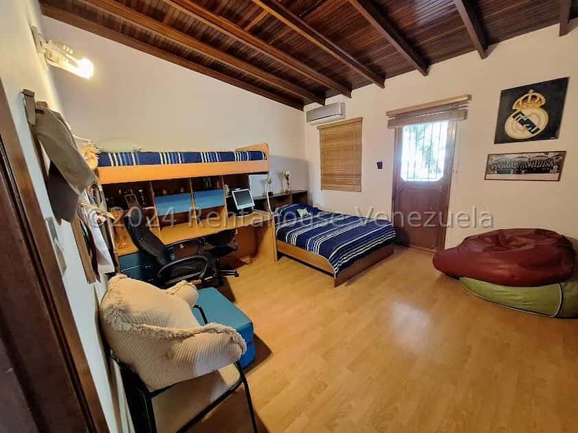 View 25