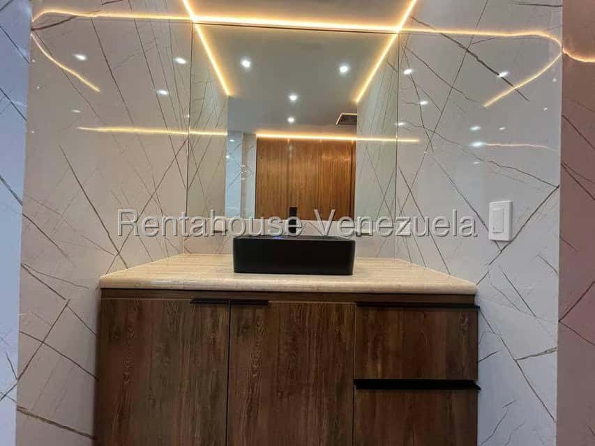 Vista 24