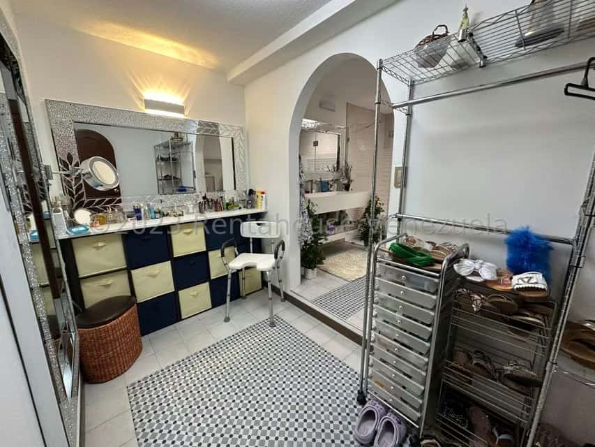 View 28