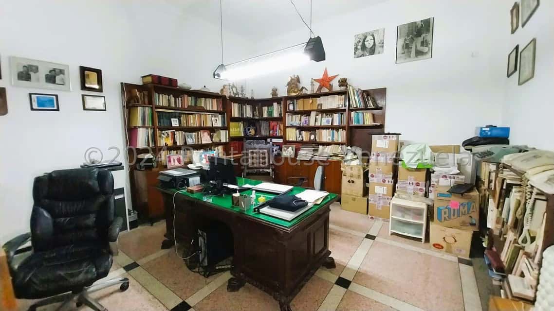View 32
