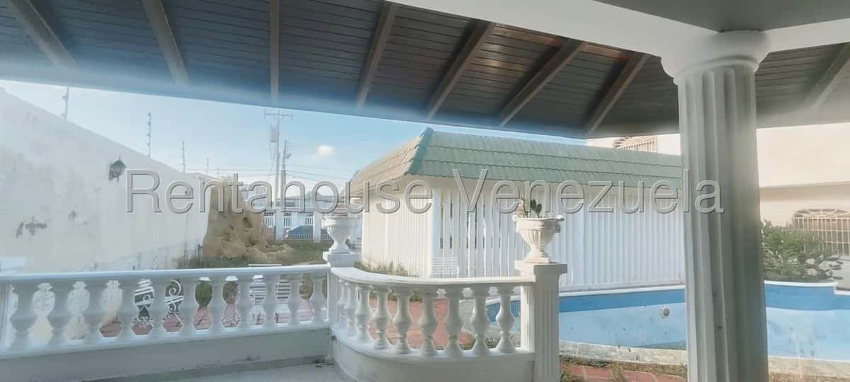 View 19