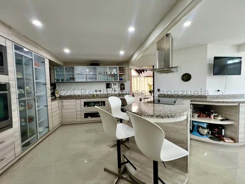 View 10