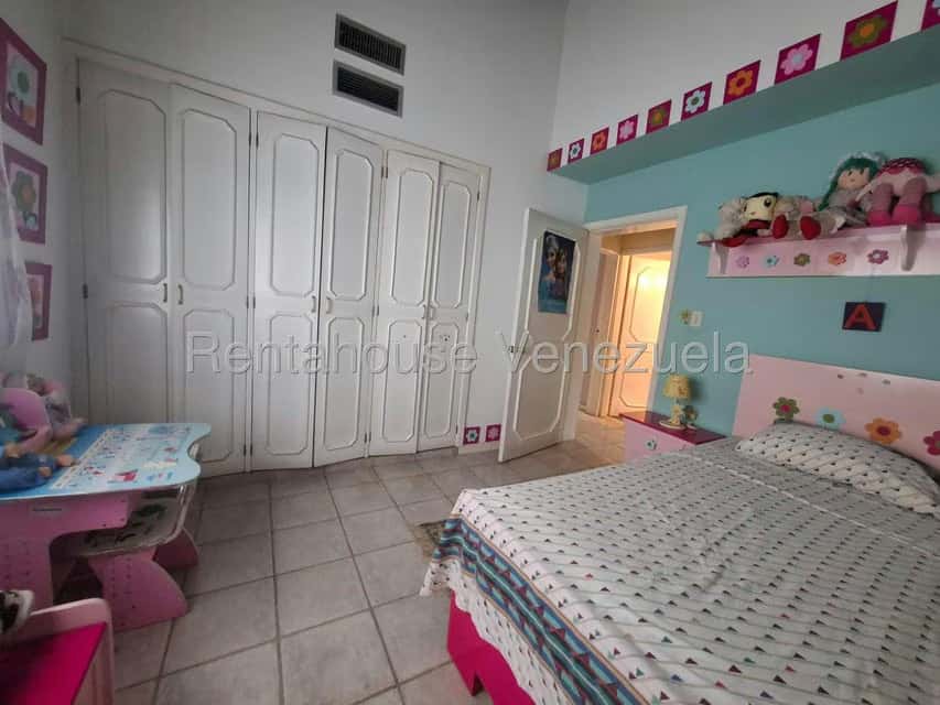 View 25