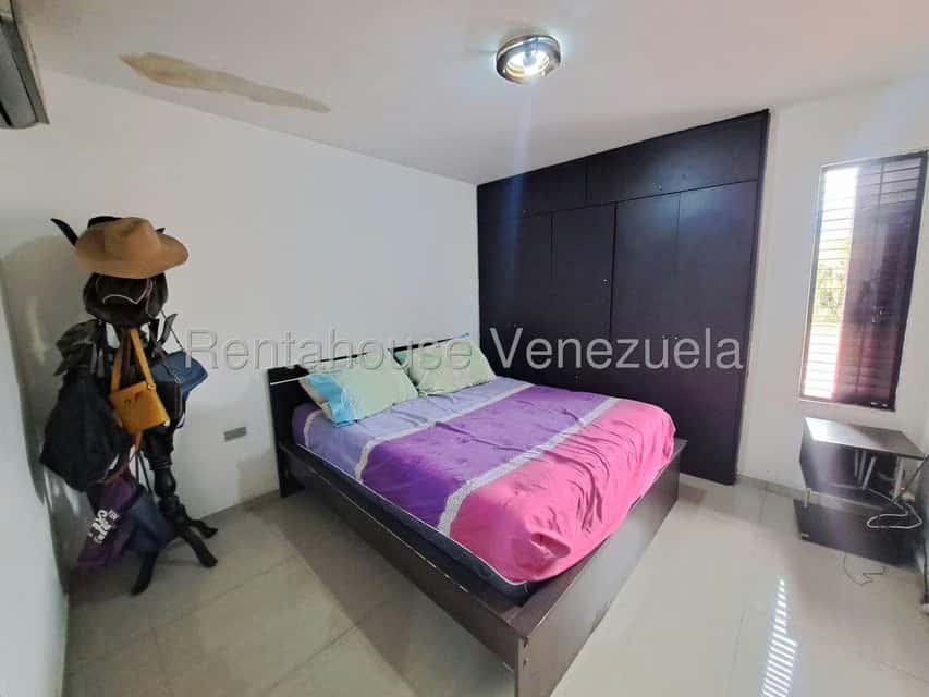 View 24