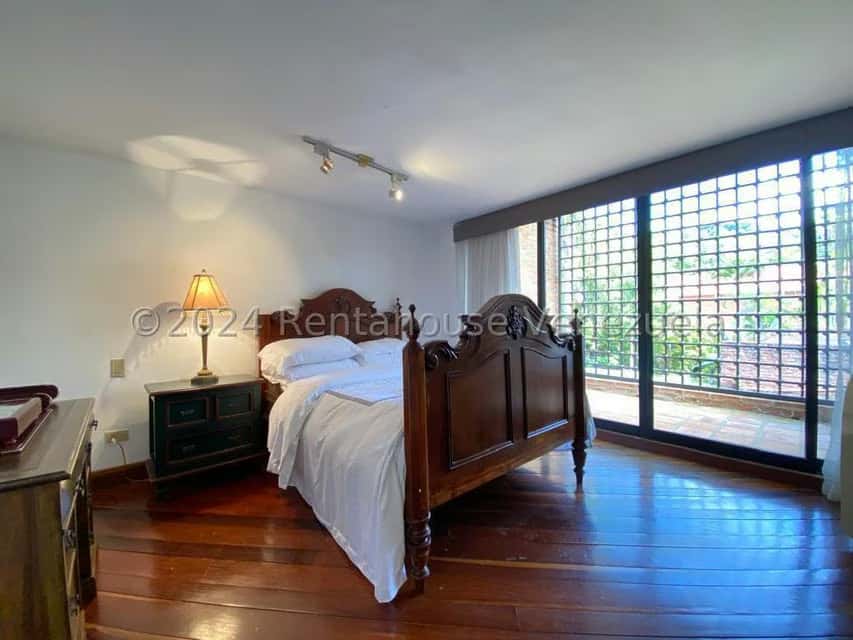 View 25