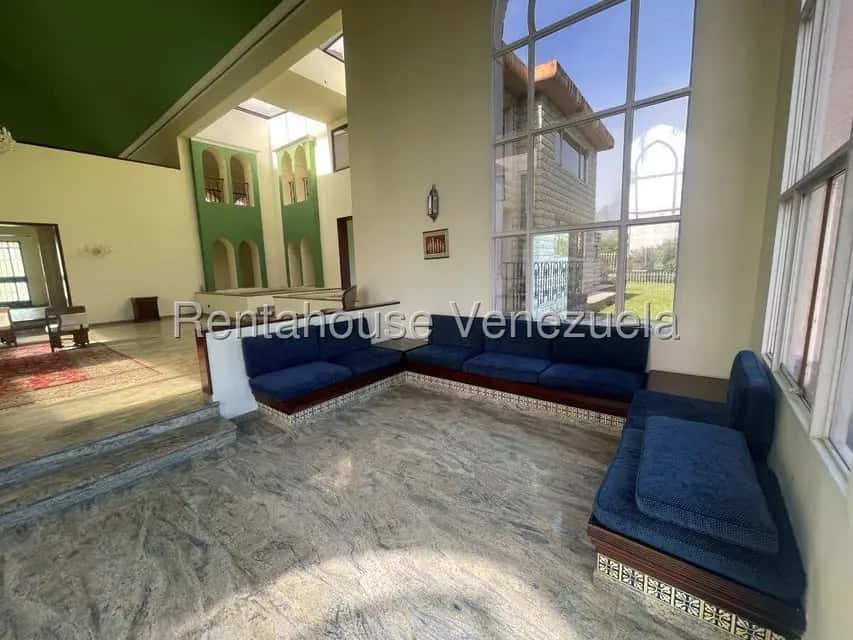 Vista 24