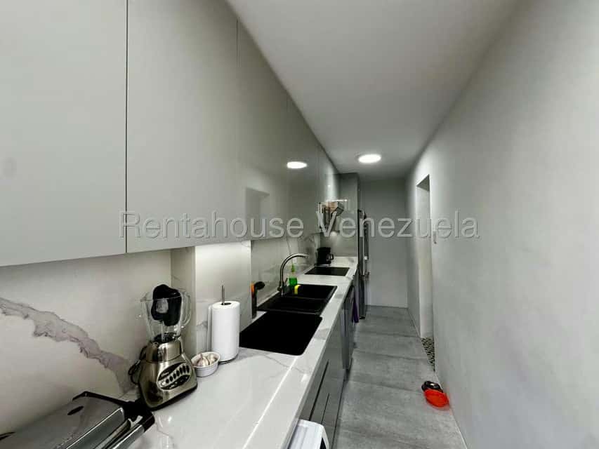 View 24