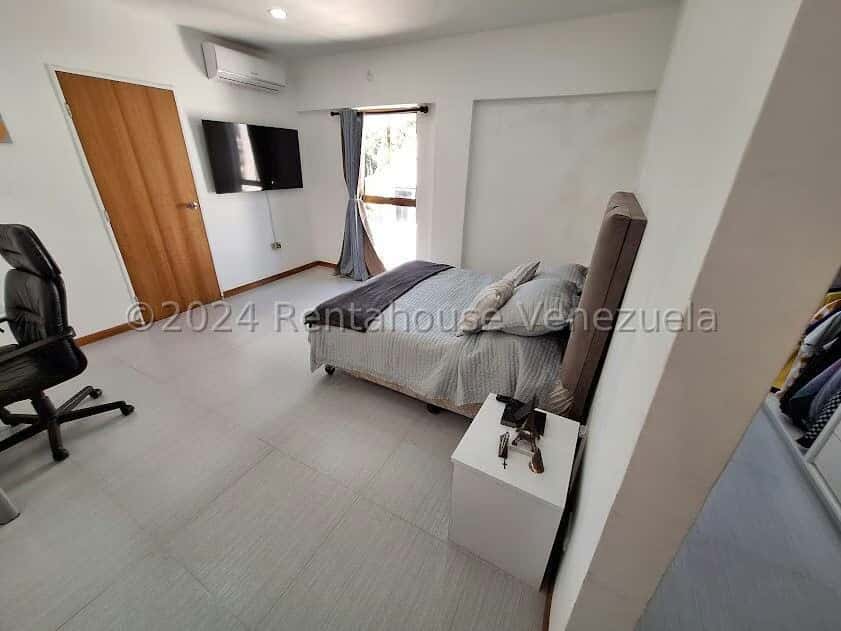 View 28