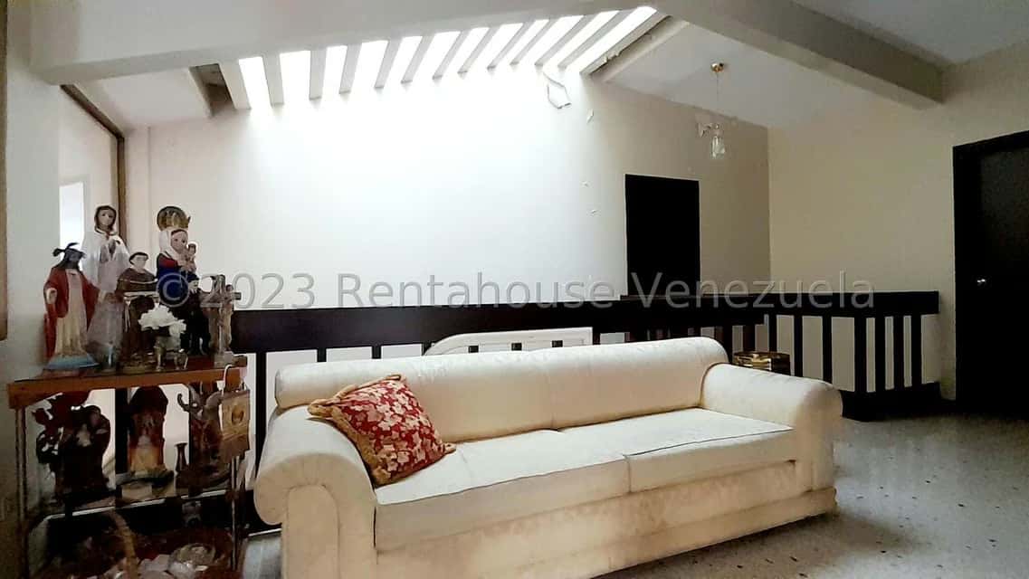 View 32