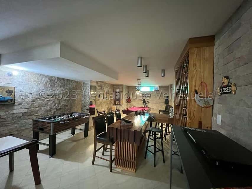 View 25