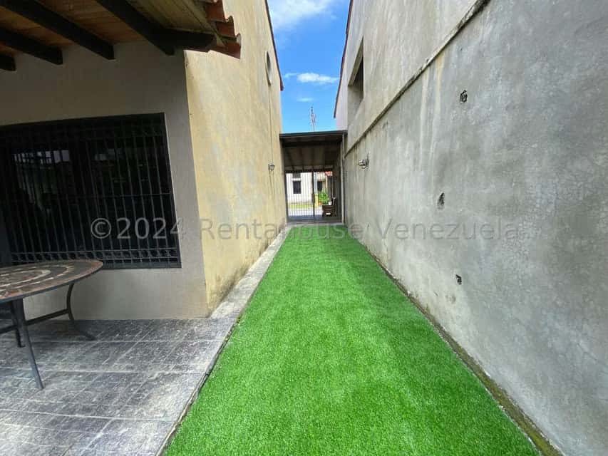 View 24