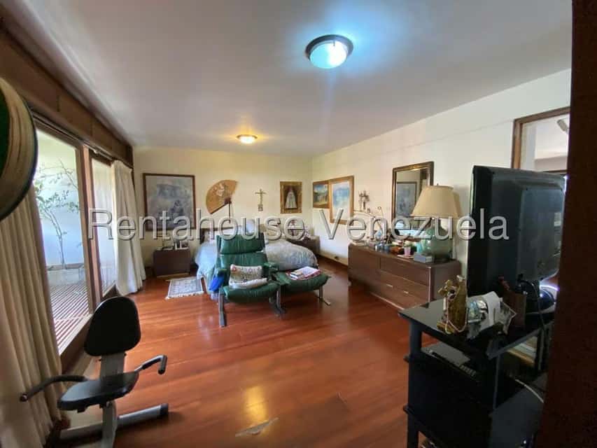 View 32