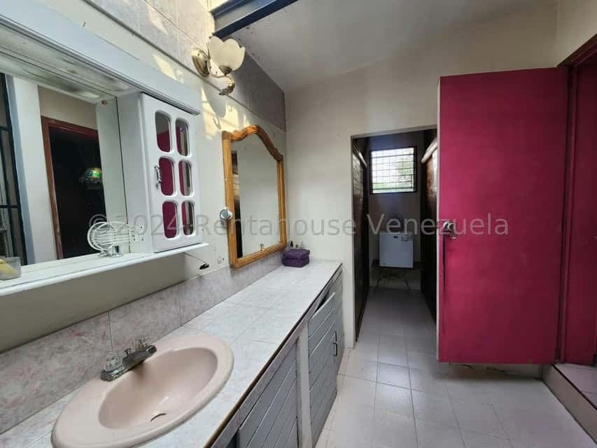 View 28