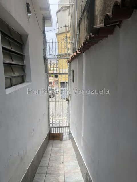 View 16