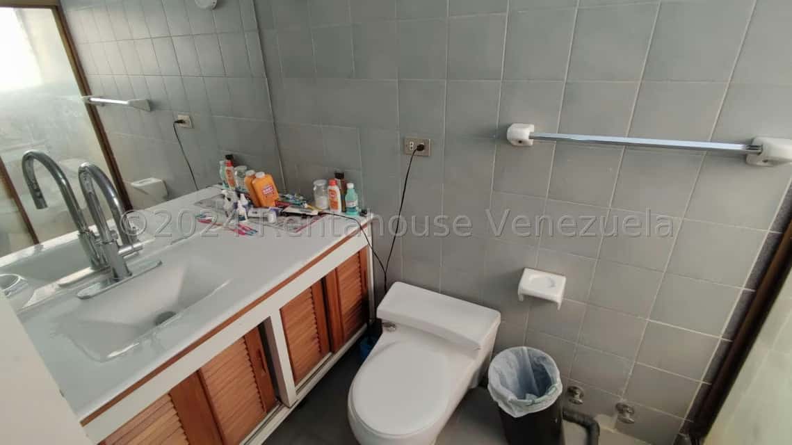 Vista 24