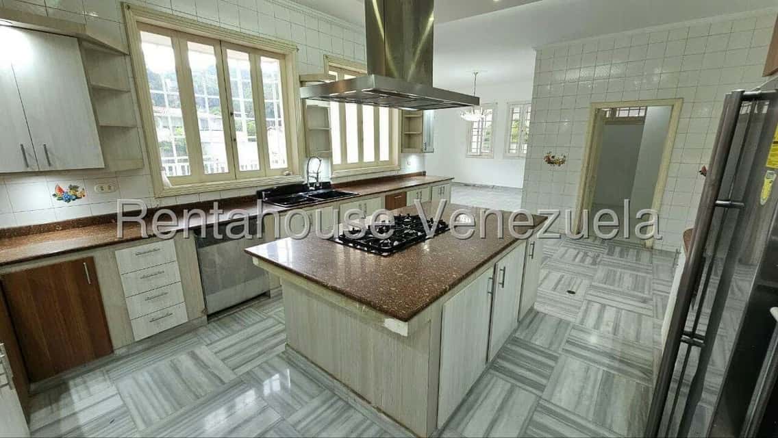 Vista 75