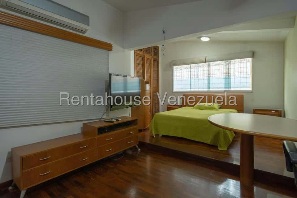 View 25