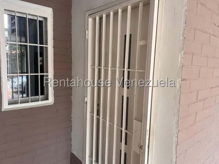 View 24