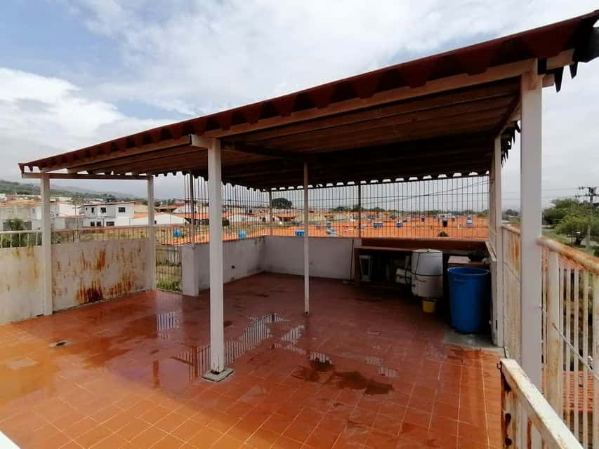 View 25