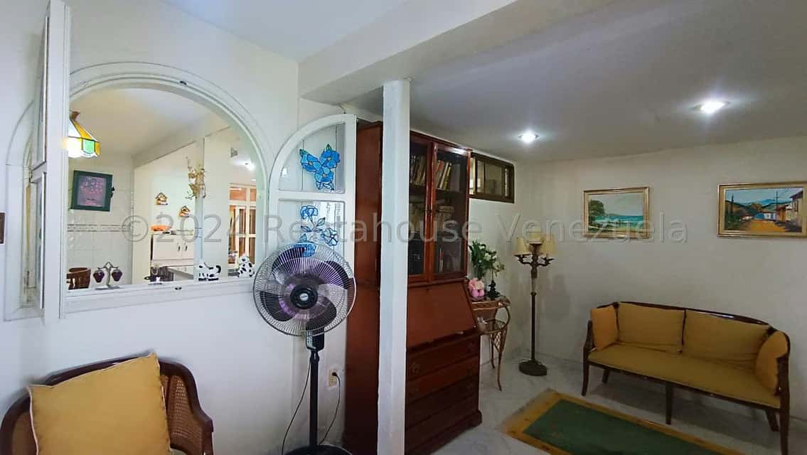 View 16