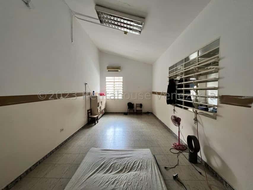 View 23