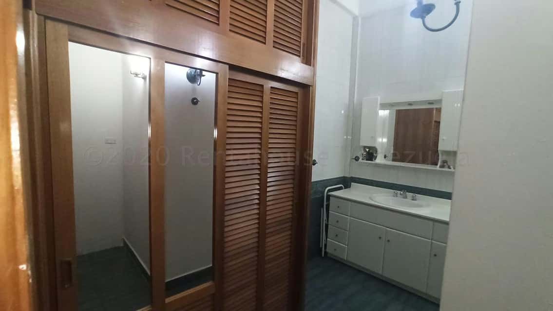 View 32